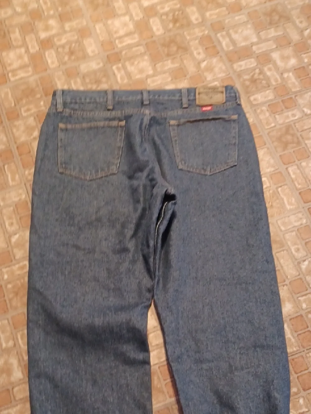 Wrangler straight leg